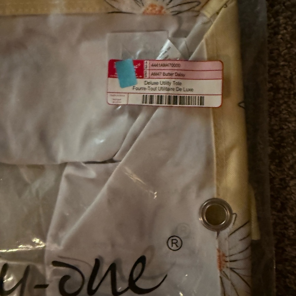 Thirty-One Floral Tote with Daisy Design